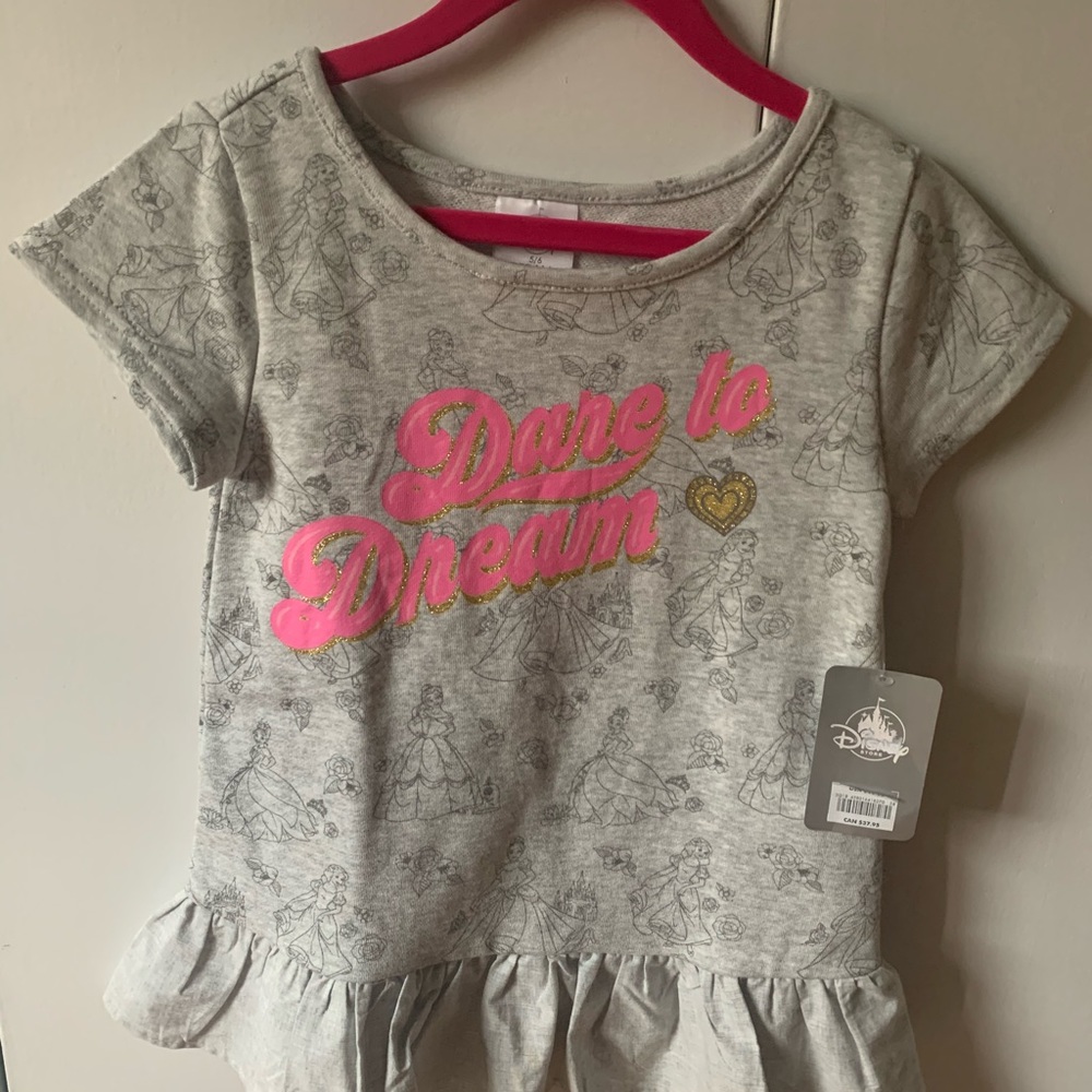 Disney Leggings/Shirt 2 Piece Outfit Size 5/6
